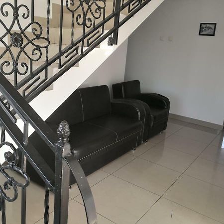 Pensiunea Platinum Targu Jiu Ngoại thất bức ảnh